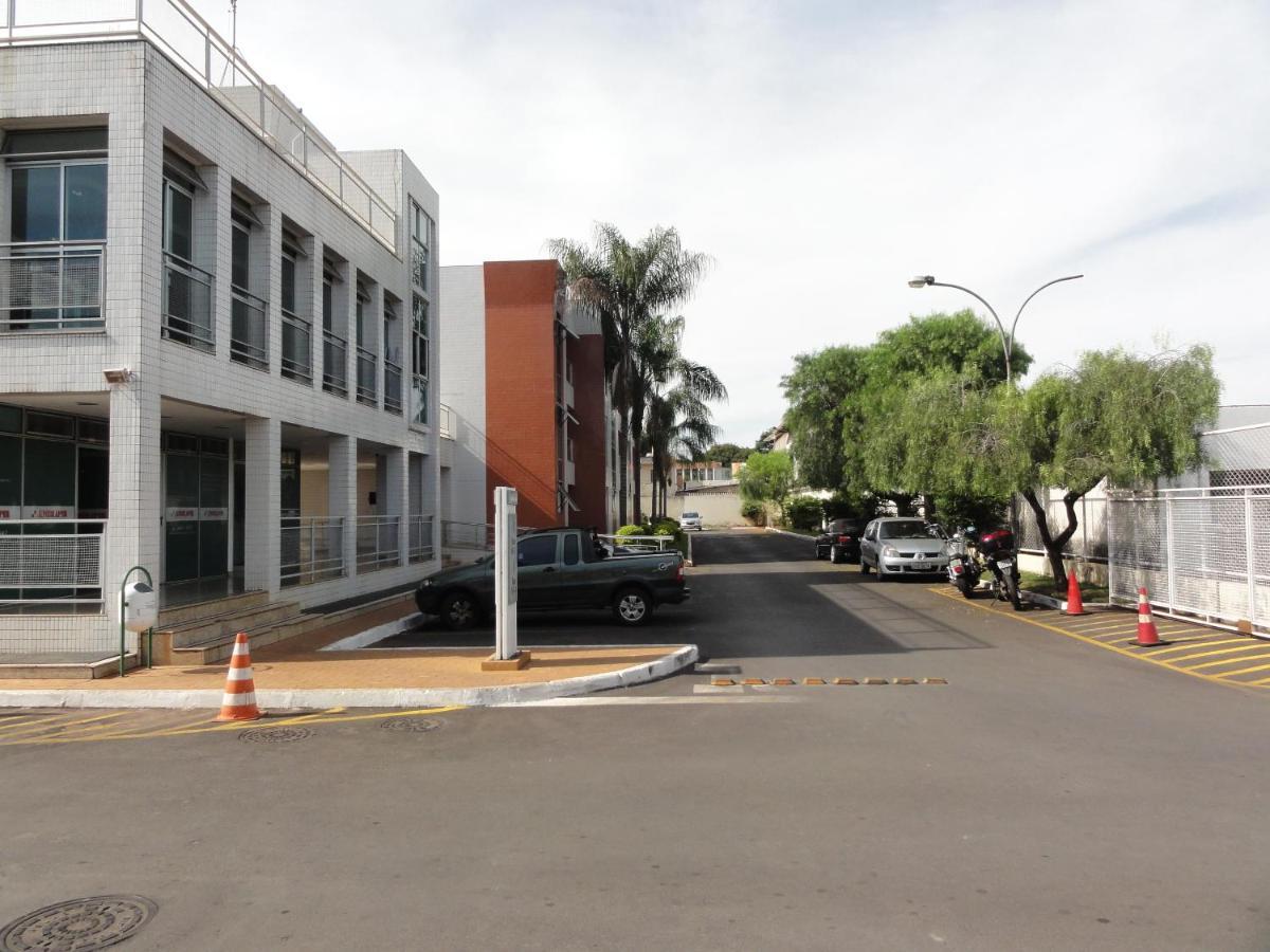 905 Sul Proximo Hospital Sarah Kubichek E Esplanada Ministerios * Brasilia